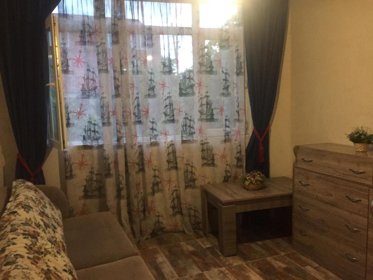 Отель Rozmarin Нouse Makhinjauri Батуми Экстерьер фото